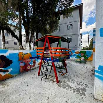 Apartamento em São José dos Pinhais, bairro Colônia Rio Grande