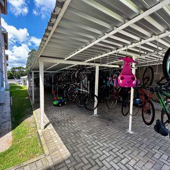 Apartamento em São José dos Pinhais, bairro Colônia Rio Grande