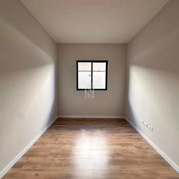 Casa em São José dos Pinhais, bairro Cruzeiro