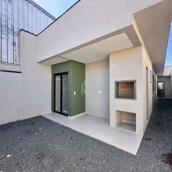 Casa em São José dos Pinhais, bairro Cruzeiro