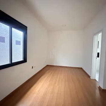 Casa em São José dos Pinhais, bairro Monte Libano