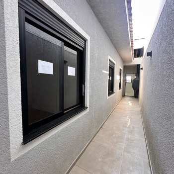 Casa em São José dos Pinhais, bairro Monte Libano