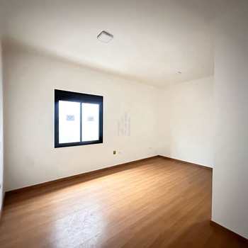 Casa em São José dos Pinhais, bairro Monte Libano