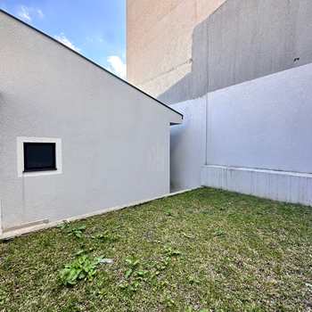 Casa em São José dos Pinhais, bairro Monte Libano