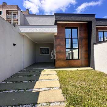 Casa em São José dos Pinhais, bairro Monte Libano