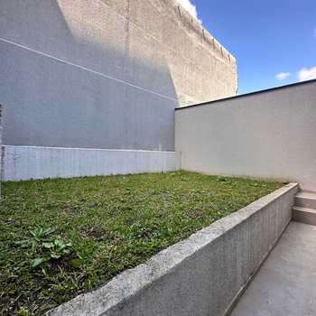 Casa em São José dos Pinhais, bairro Monte Libano