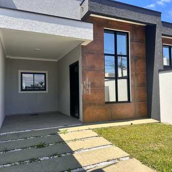 Casa em São José dos Pinhais, bairro Monte Libano