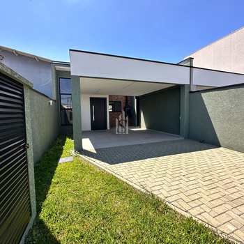 Casa em São José dos Pinhais, bairro Afonso Pena