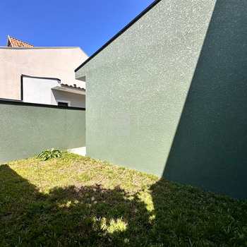 Casa em São José dos Pinhais, bairro Afonso Pena