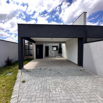 Casa em São José dos Pinhais, bairro Águas Belas