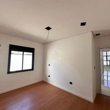 Casa em São José dos Pinhais, bairro Águas Belas
