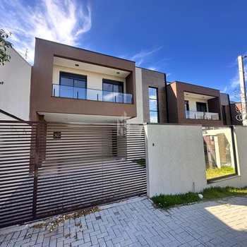 Sobrado em São José dos Pinhais, bairro Boneca do Iguaçu