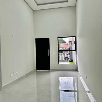 Casa em São José dos Pinhais, bairro Boneca do Iguaçu