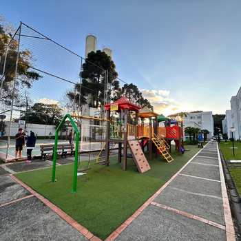 Apartamento em São José dos Pinhais, bairro Iná