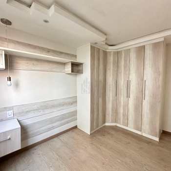 Apartamento em São José dos Pinhais, bairro Iná