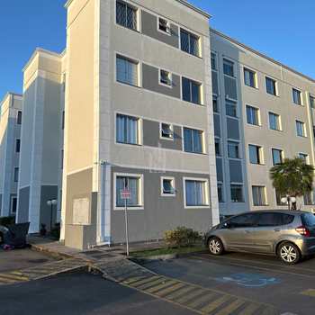 Apartamento em São José dos Pinhais, bairro Iná