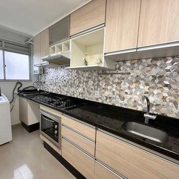 Apartamento em São José dos Pinhais, bairro Iná