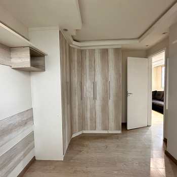 Apartamento em São José dos Pinhais, bairro Iná