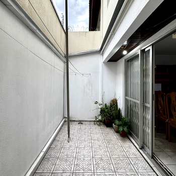 Sobrado em Curitiba, bairro Fanny
