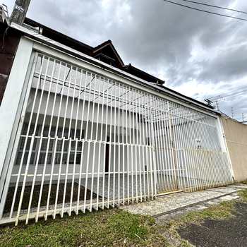 Sobrado em Curitiba, bairro Fanny