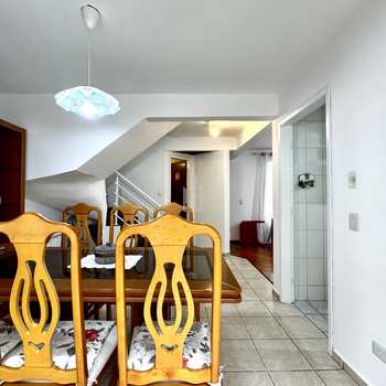 Sobrado em Curitiba, bairro Fanny