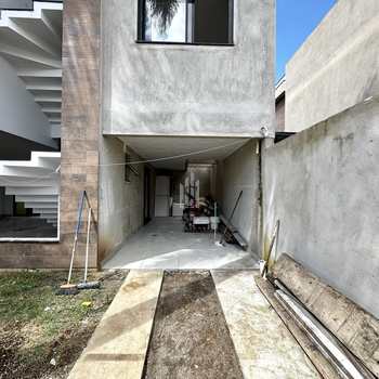 Sobrado em Curitiba, bairro Uberaba
