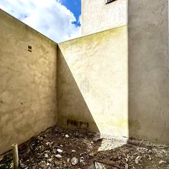 Sobrado em Curitiba, bairro Uberaba