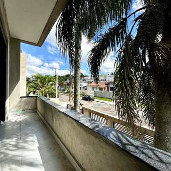 Sobrado em Curitiba, bairro Uberaba