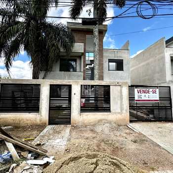 Sobrado em Curitiba, bairro Uberaba
