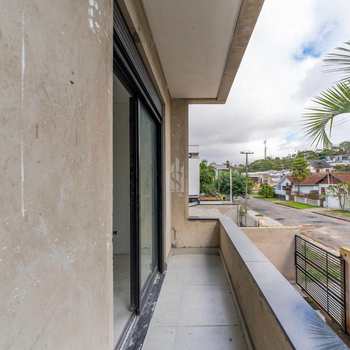 Sobrado em Curitiba, bairro Uberaba