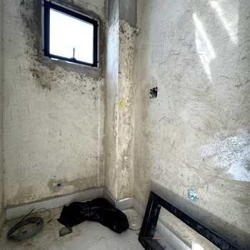 Sobrado de Condomínio em Curitiba, bairro Uberaba