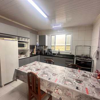 Casa em São José dos Pinhais, bairro Pedro Moro