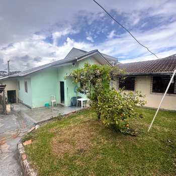 Casa em São José dos Pinhais, bairro Pedro Moro