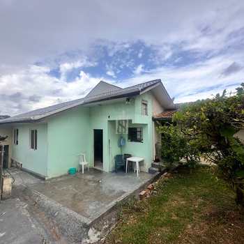 Casa em São José dos Pinhais, bairro Pedro Moro