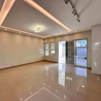 Casa em São José dos Pinhais, bairro Cidade Jardim