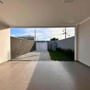 Casa em São José dos Pinhais, bairro Cidade Jardim