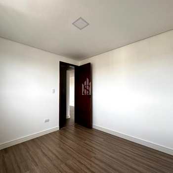 Apartamento em São José dos Pinhais, bairro Ouro Fino