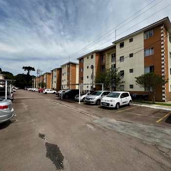 Apartamento em São José dos Pinhais, bairro Ouro Fino