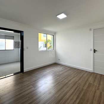 Apartamento em Curitiba, bairro Tatuquara