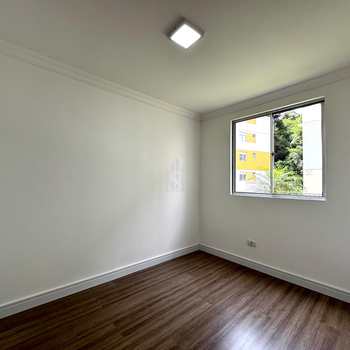 Apartamento em Curitiba, bairro Tatuquara