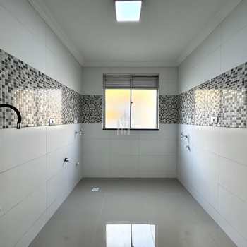 Apartamento em Curitiba, bairro Tatuquara