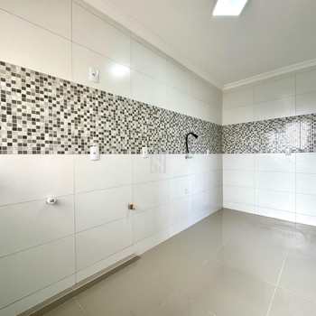 Apartamento em São José dos Pinhais, bairro Guatupê