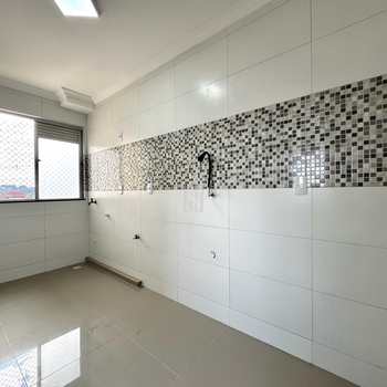 Apartamento em São José dos Pinhais, bairro Guatupê