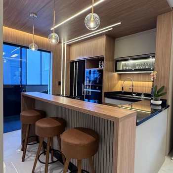 Apartamento em São José dos Pinhais, bairro São Pedro