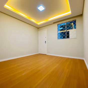 Apartamento em São José dos Pinhais, bairro Itália