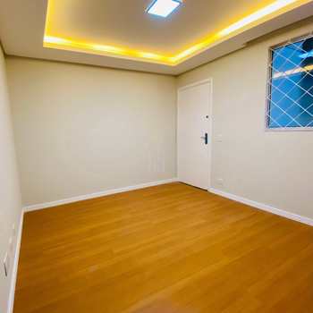 Apartamento em São José dos Pinhais, bairro Itália