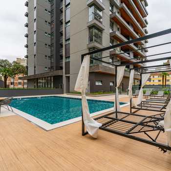Apartamento em Curitiba, bairro Batel