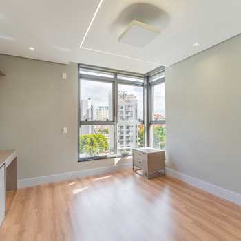 Apartamento em Curitiba, bairro Batel