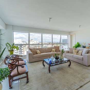 Apartamento em Curitiba, bairro Vila Izabel