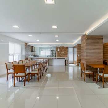 Apartamento em Curitiba, bairro Vila Izabel